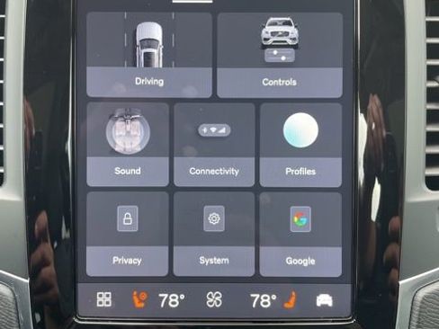 Certified 2024 Volvo XC90 B5 Core w/ Climate Package image 24