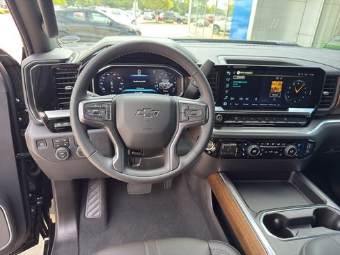 New 2026 Chevrolet Silverado 2500 High Country w/ High Country Premium Package AWD/4WD image 22