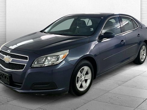 Used 2013 Chevrolet Malibu LS w/ Protection Package FWD image 3