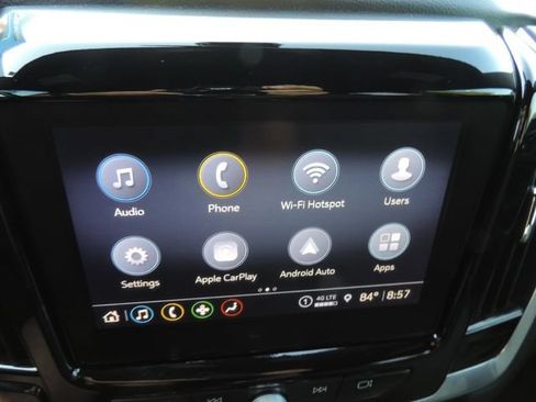 Used 2023 Chevrolet Traverse LT FWD image 25