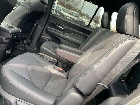 Certified 2026 Toyota Grand Highlander AWD Hybrid image 10
