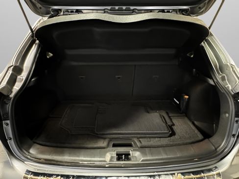 Used 2018 Nissan Rogue Sport SL w/ SL Premium Package image 39