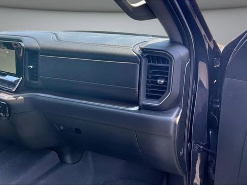 Used 2023 Chevrolet Silverado 1500 RST AWD/4WD image 27