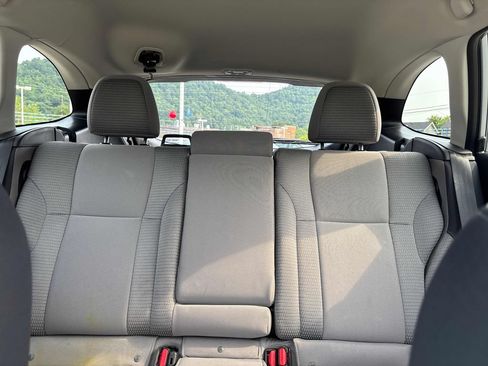 Used 2023 Subaru Outback Premium AWD/4WD image 18