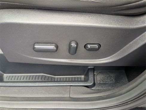 Used 2015 Ford Escape Titanium image 19