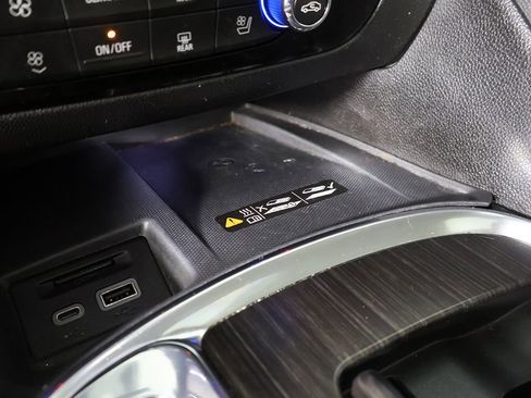 Used 2023 Buick Enclave Avenir AWD/4WD image 64