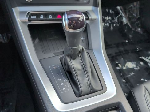 New 2025 Audi Q3 2.0T Premium image 16