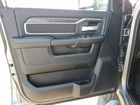 Used 2024 RAM 2500 Big Horn w/ Bed Utility Group image 13