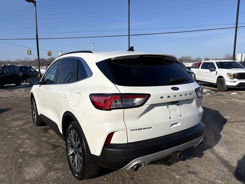Certified 2020 Ford Escape Titanium image 7