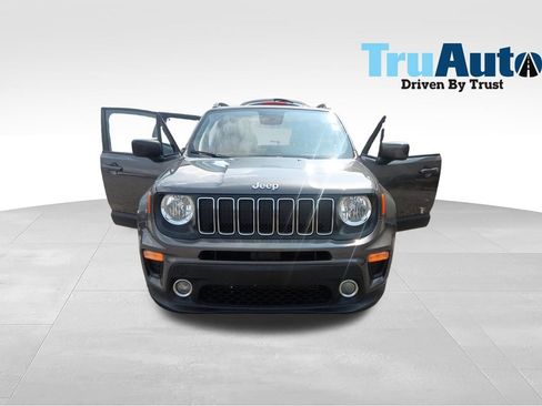 Used 2020 Jeep Renegade Latitude FWD image 10