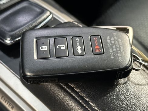 Used 2018 Lexus GS 350 F Sport RWD image 24