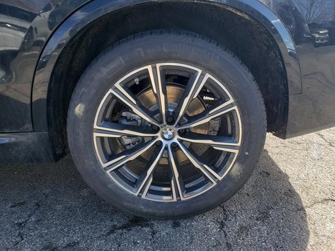 New 2026 BMW X5 xDrive40i w/ M Sport Package AWD/4WD image 12