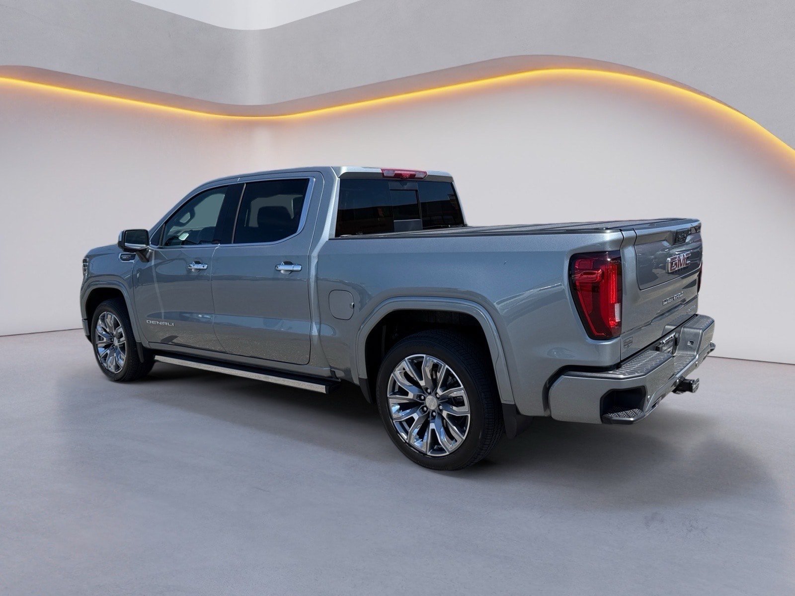 Used 2026 GMC Sierra 1500 Denali AWD/4WD image 5