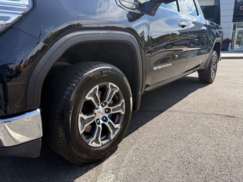 Certified 2025 GMC Sierra 1500 SLT image 21
