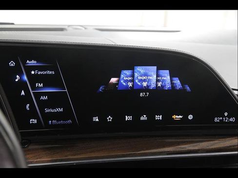 Used 2022 Cadillac Escalade Sport Platinum AWD/4WD image 12