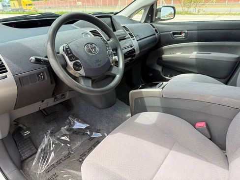 Used 2009 Toyota Prius Touring FWD image 30