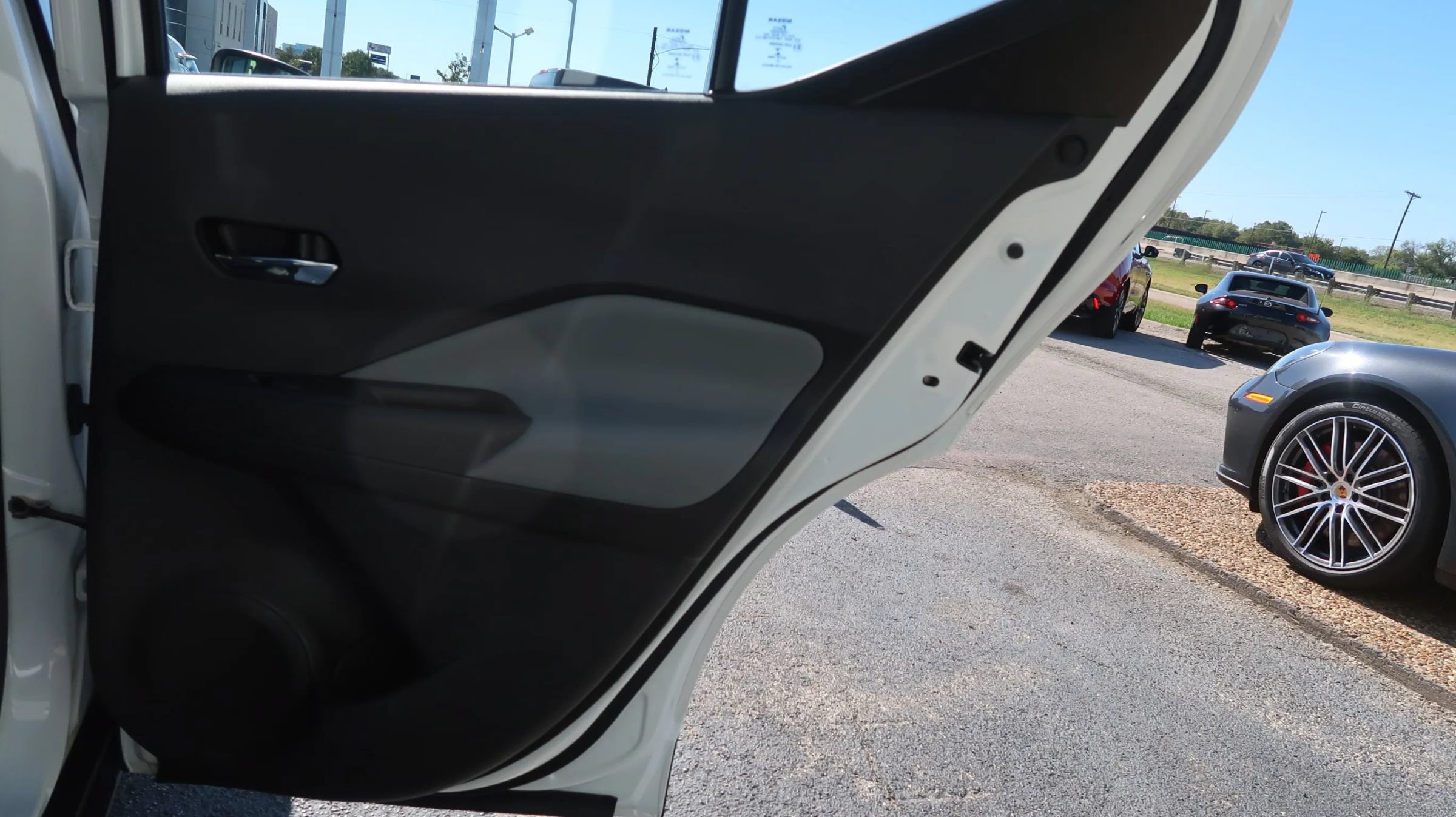 Used 2021 Nissan Kicks SR w/ SR Premium Package FWD image 46