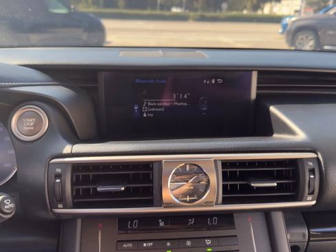 Used 2019 Lexus IS 300 F Sport image 14