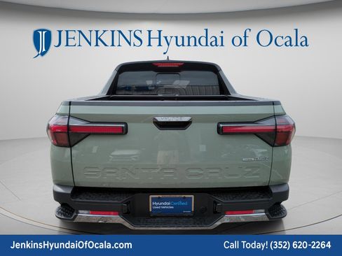 Certified 2024 Hyundai Santa Cruz Limited AWD/4WD image 4