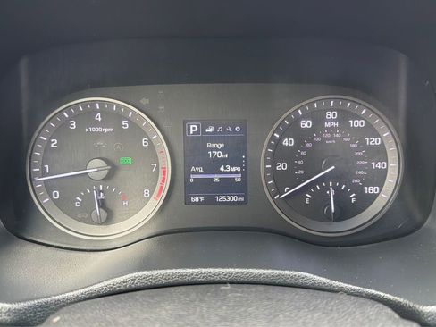 Used 2018 Hyundai Tucson SEL image 16