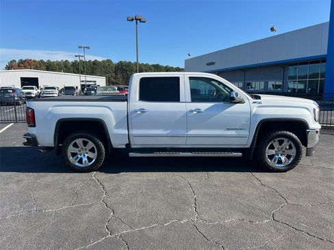 Used 2017 GMC Sierra 1500 SLT image 5