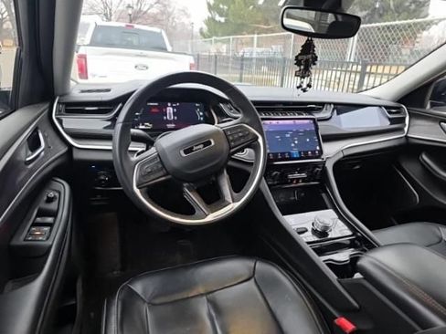 Used 2022 Jeep Grand Cherokee Limited 4xe AWD/4WD image 11