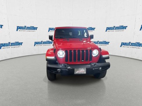 Used 2021 Jeep Wrangler Unlimited Sahara AWD/4WD image 7