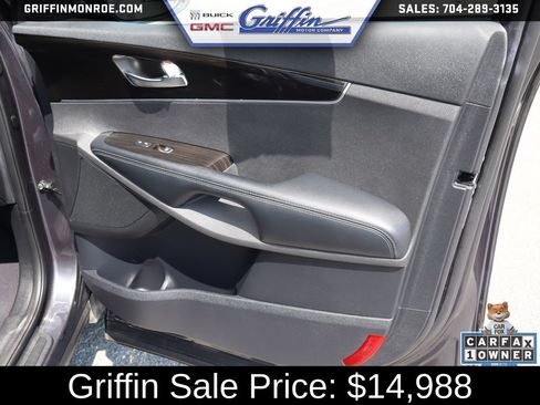Used 2019 Kia Sorento EX FWD image 45