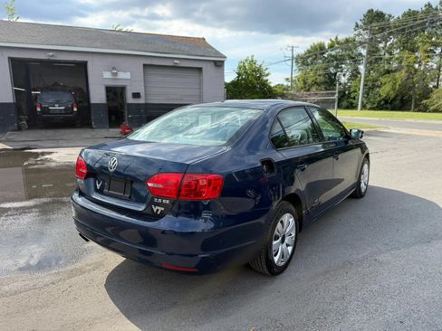Used 2012 Volkswagen Jetta SE FWD image 5
