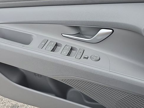 Certified 2025 Hyundai Elantra Sport FWD image 35