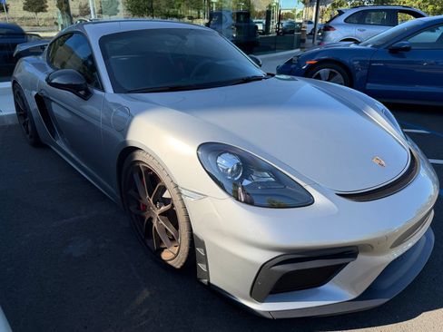 Used 2021 Porsche 718 Cayman GT4 RWD image 5