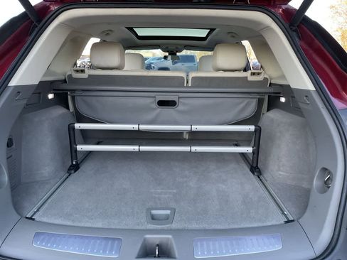 Used 2020 Cadillac XT5 Premium Luxury image 17