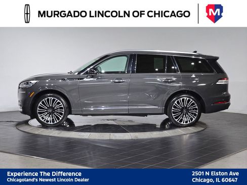 Used 2023 Lincoln Aviator Black Label w/ Class IV Trailer Tow Package image 8