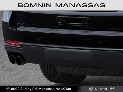 New 2026 Chevrolet Suburban Z71 image 14