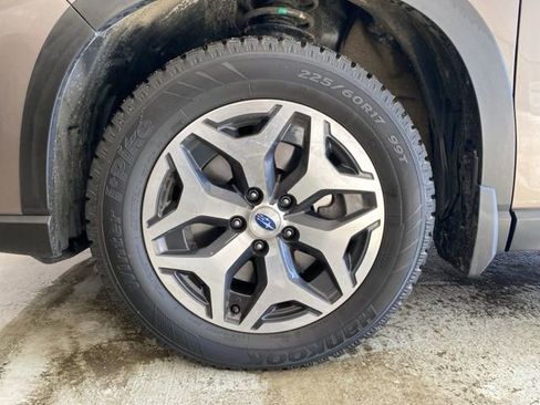 Certified 2023 Subaru Forester Premium image 5