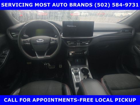 Used 2023 Ford Escape ST-Line w/ Equipment Group 301A image 9