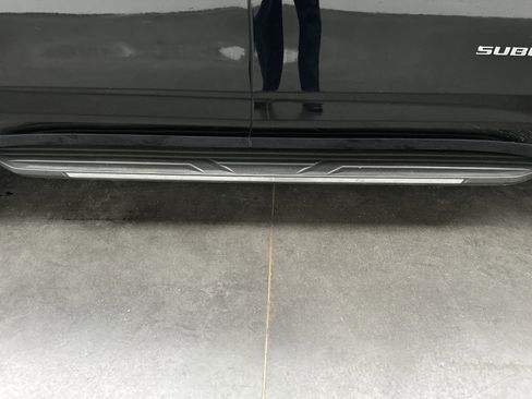 Used 2024 Chevrolet Suburban Premier image 14