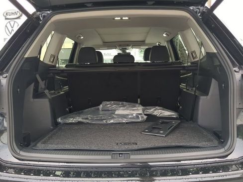 New 2026 Volkswagen Atlas SE image 9