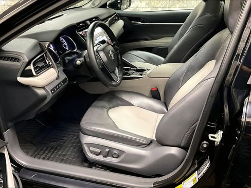 Certified 2020 Toyota Camry XLE w/ Driver Assist Package image 9