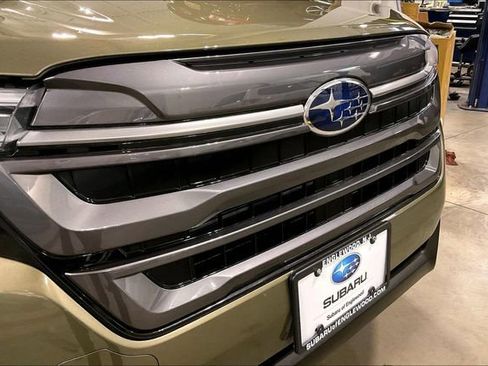 Used 2025 Subaru Forester Limited AWD/4WD image 30