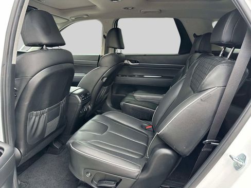 Used 2024 Hyundai Palisade Limited image 14