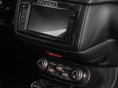 Used 2012 Ferrari California image 31