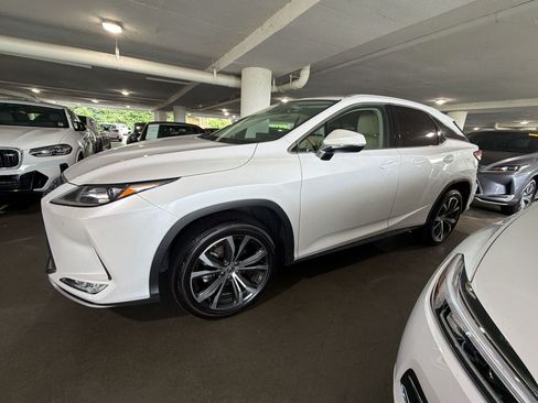 Used 2022 Lexus RX 350 FWD w/ Premium Package image 11