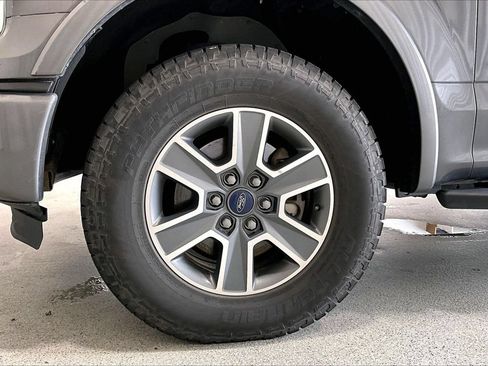 Used 2016 Ford F150 XLT w/ Equipment Group 302A Luxury AWD/4WD image 6