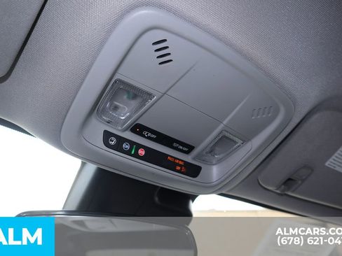 Used 2024 Chevrolet Malibu LT image 35