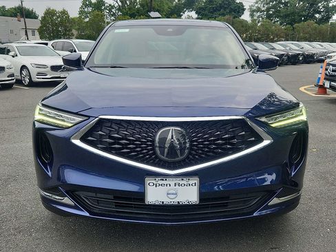 Used 2023 Acura MDX SH-AWD image 2