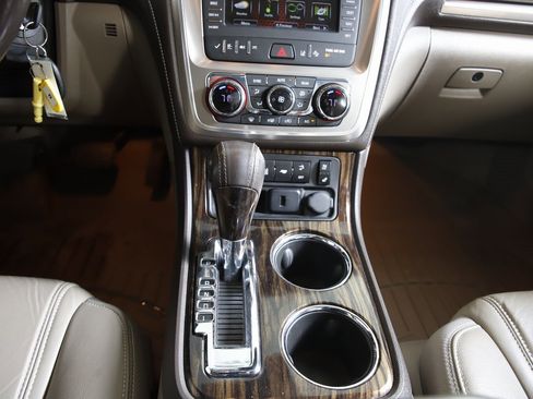 Used 2016 GMC Acadia Denali image 15