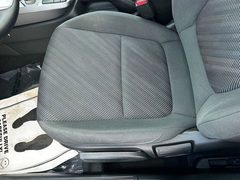 Certified 2024 Kia Seltos LX image 18