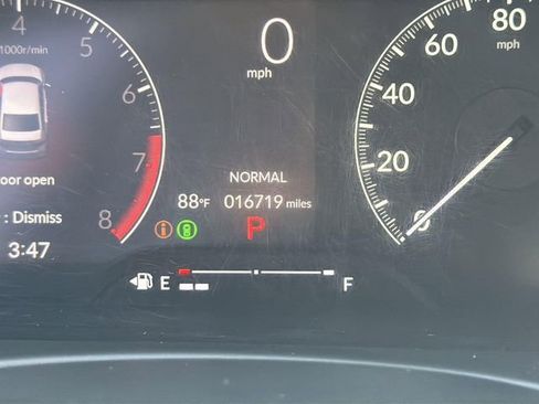 Used 2025 Honda Civic Sport image 11