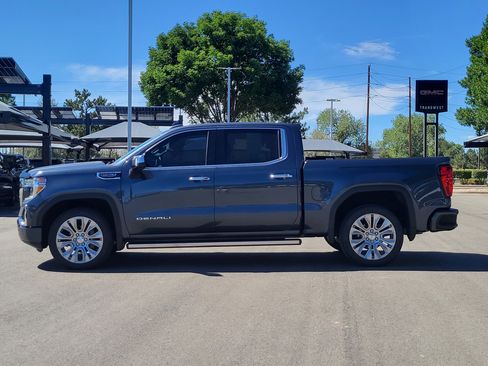 Used 2022 GMC Sierra 1500 Denali w/ Denali Premium Package AWD/4WD image 4